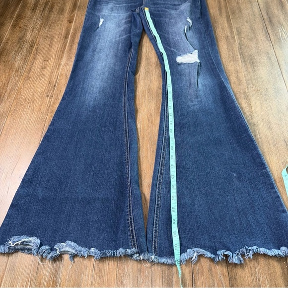 KanCan High-Rise Super Flare Jeans Button Raw Hem dark blue - Picture 7 of 10